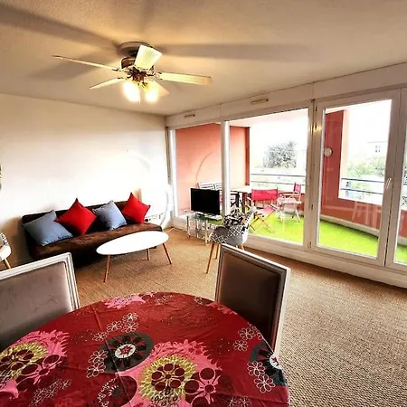 F3, 55m2, Piscine, Terrasse, Mer, Parking * 페홀
